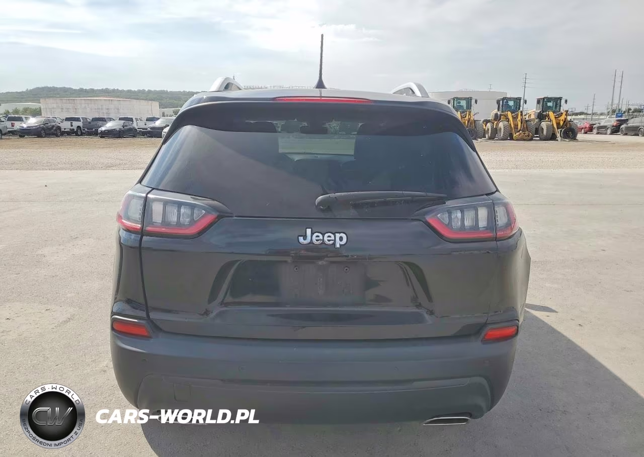 2020 Jeep Cherokee Latitude Plus VIN:1C4PJLLX8LD632120 - 6
