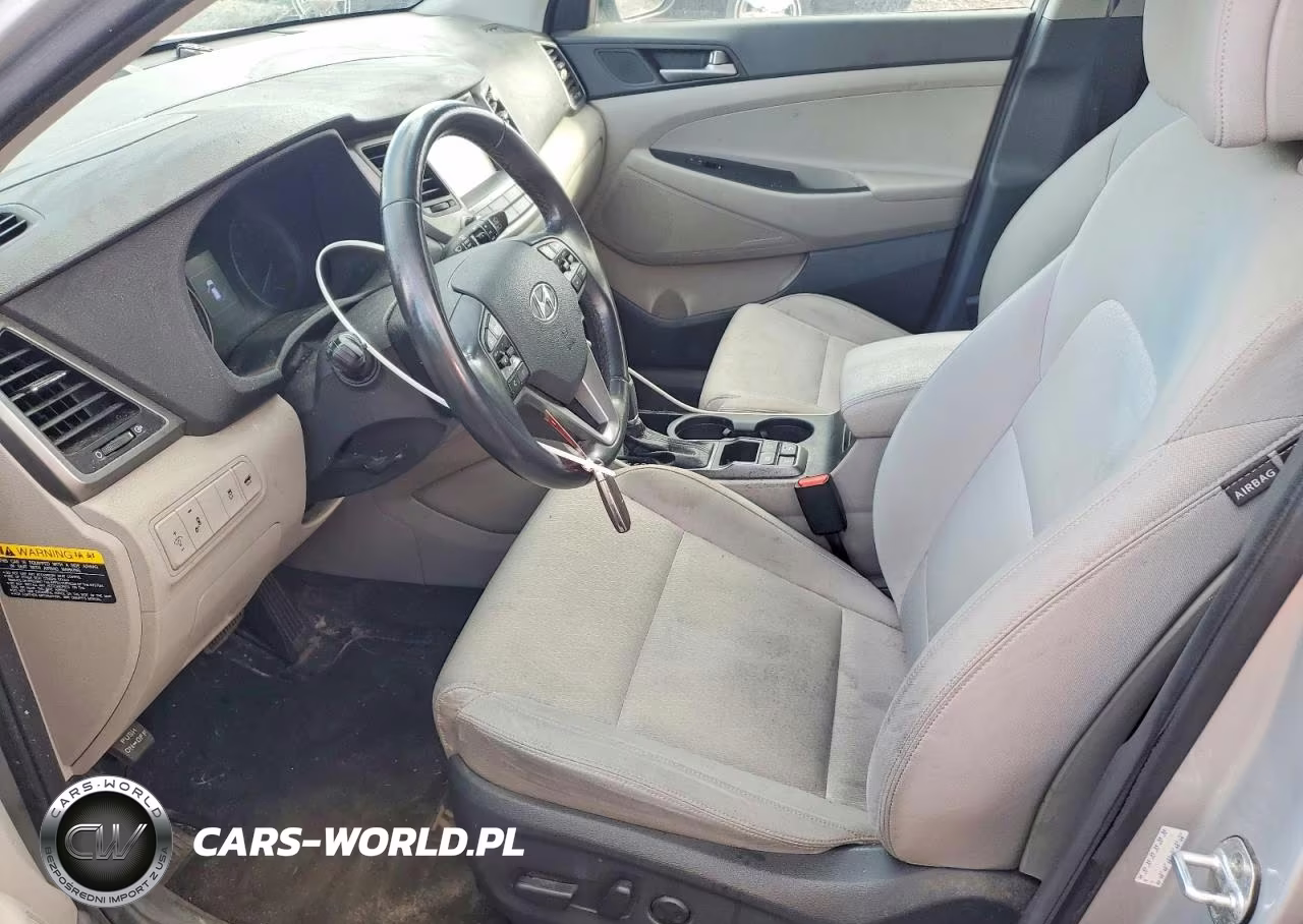 2018 Hyundai Tucson Value VIN:KM8J3CA25JU730828 - 7
