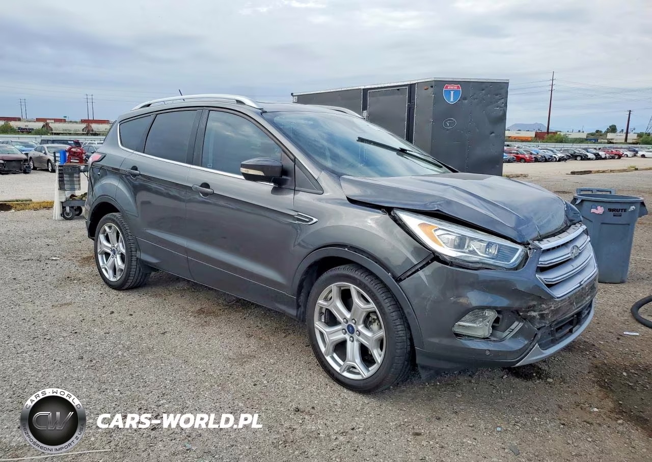 2018 Ford Escape Titanium VIN:1FMCU9J93JUA72352 - 4