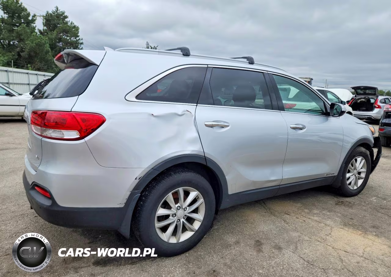 2016 Kia Sorento Lx V6 VIN:5XYPGDA57GG090716 - 3