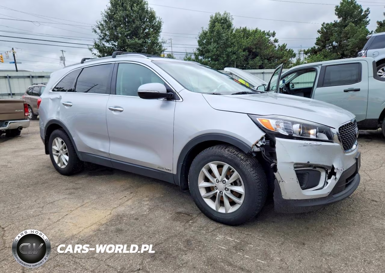 2016 Kia Sorento Lx V6 VIN:5XYPGDA57GG090716 - 4