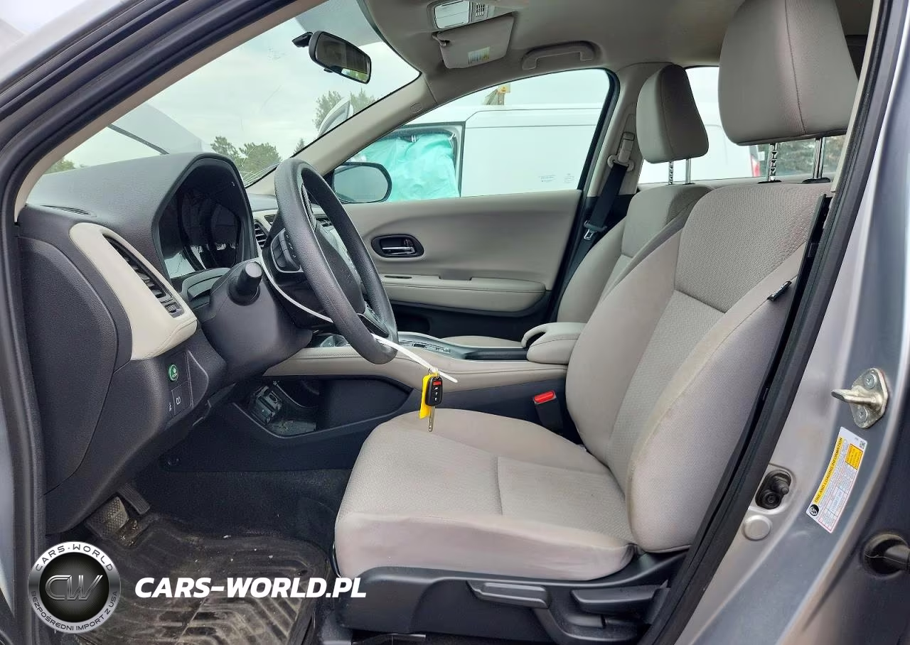 2018 Honda Hr-V Lx VIN:3CZRU6H39JG719221 - 7