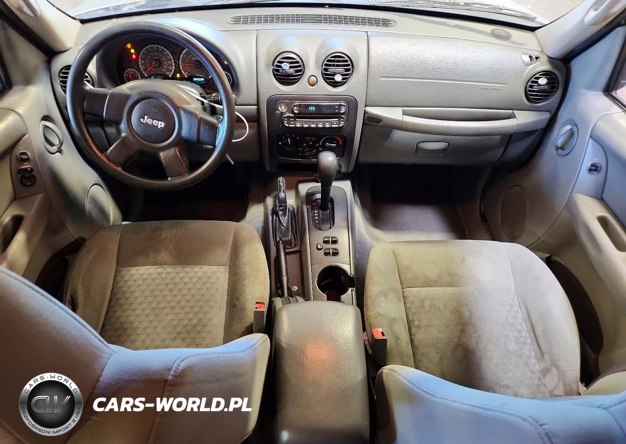 2007 Jeep Liberty Sport VIN:1J4GL48K57W512972 - 8