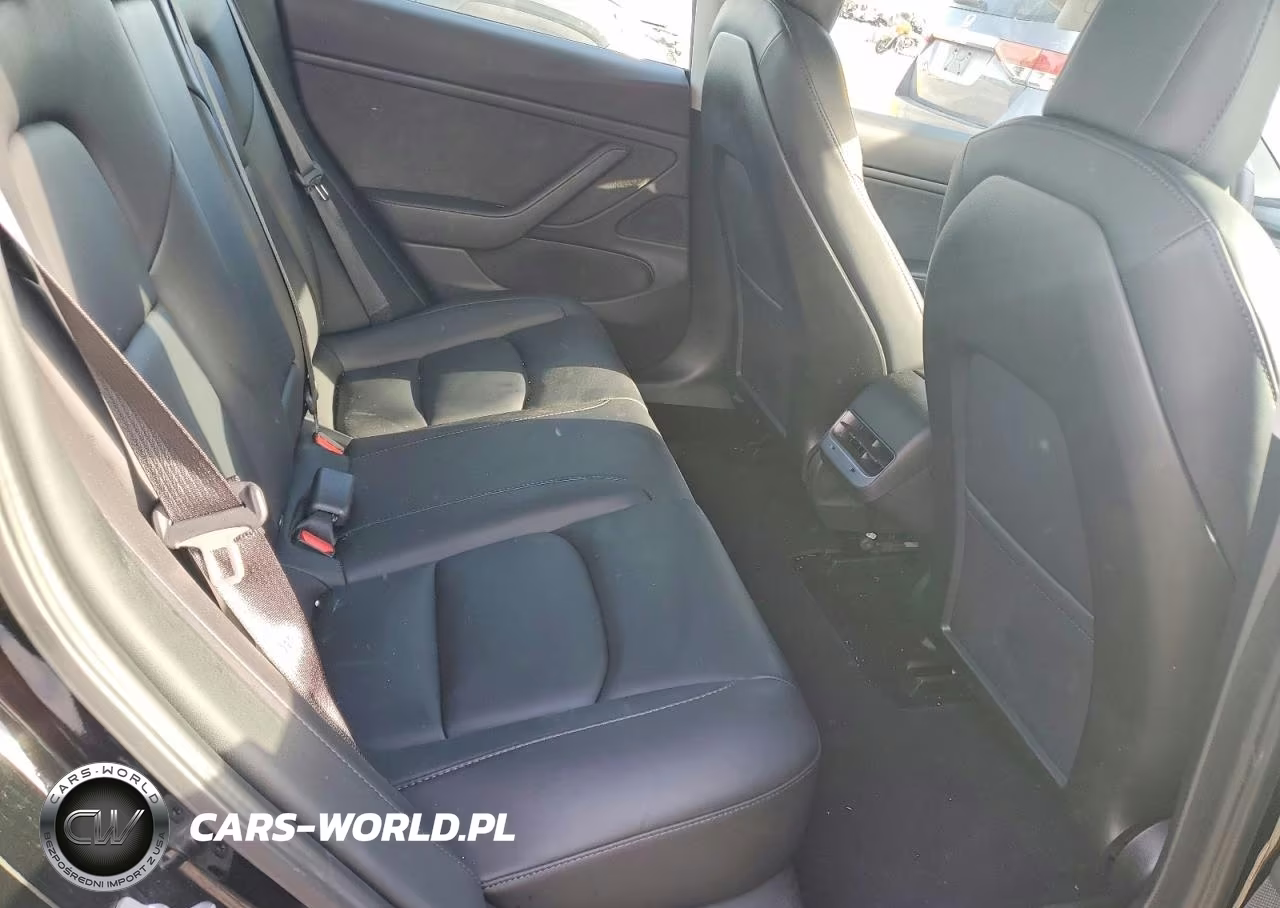 2020 Tesla Model 3 VIN:5YJ3E1EB8LF599587 - 10