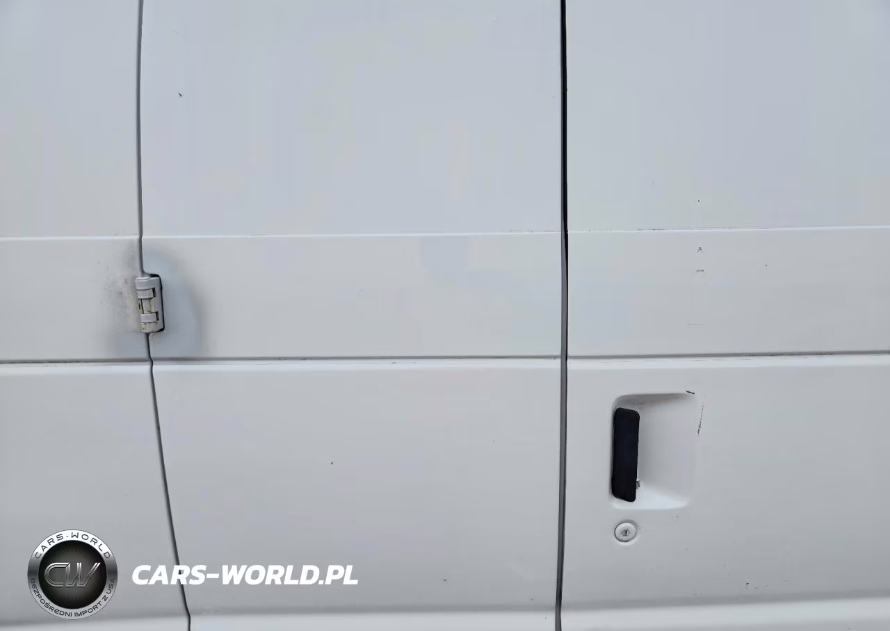 2011 Ford Econoline E150 Van VIN:1FTNE1EW8BDA66978 - 10
