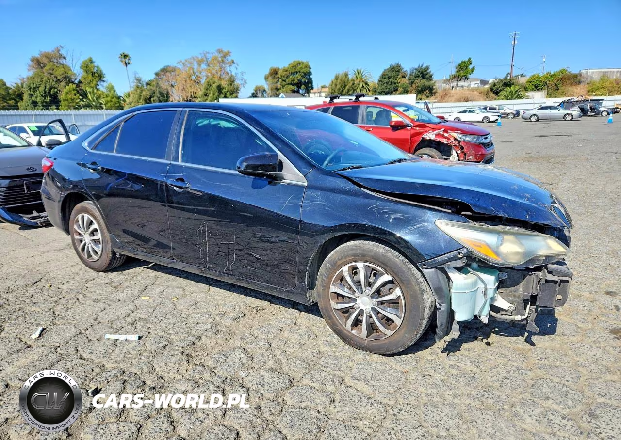 2016 Toyota Camry Se VIN:4T1BF1FK0GU506996 - 4