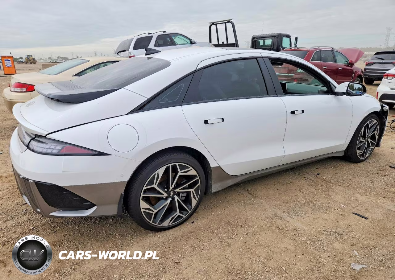 2024 Hyundai Ioniq 6 Limited VIN:KMHM54AC4RA060241 - 3