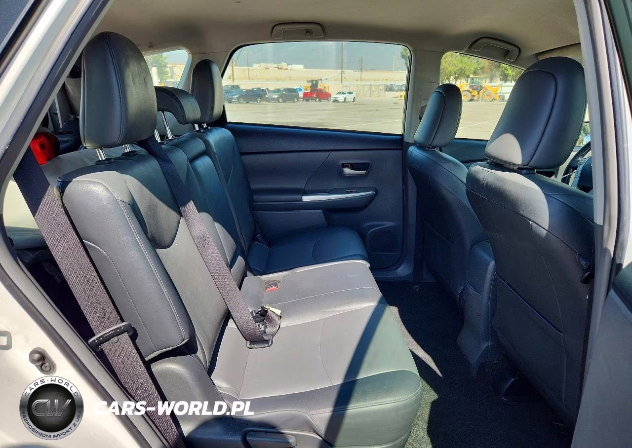 2014 Toyota Prius V Five VIN:JTDZN3EU0E3334444 - 10