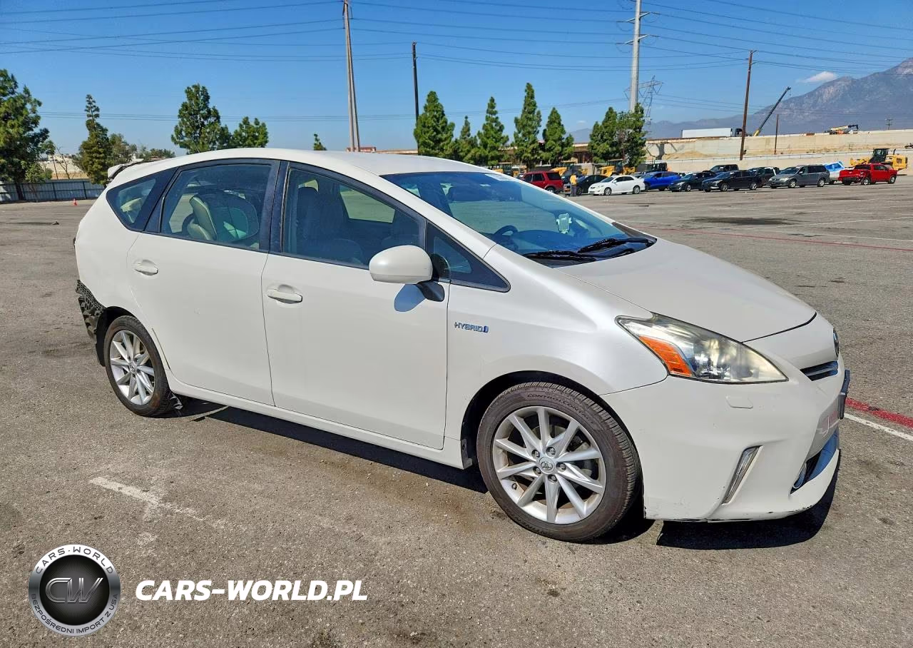 2014 Toyota Prius V Five VIN:JTDZN3EU0E3334444 - 4