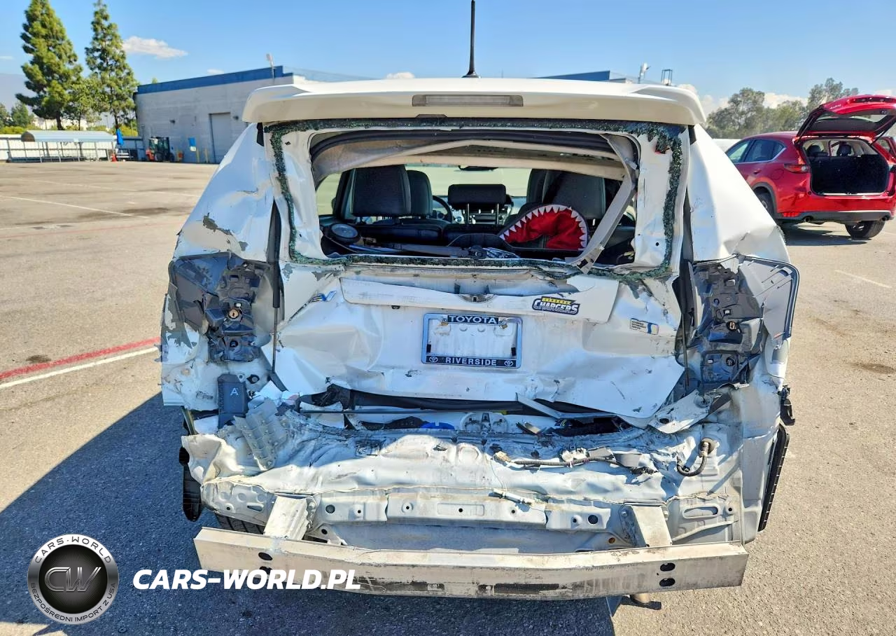2014 Toyota Prius V Five VIN:JTDZN3EU0E3334444 - 6