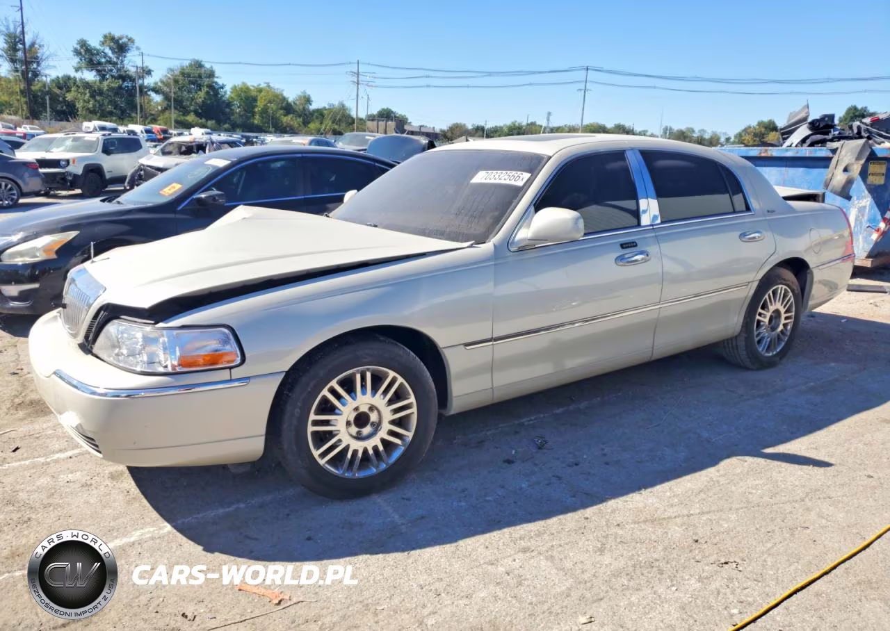 2006 Lincoln Town Car Designer