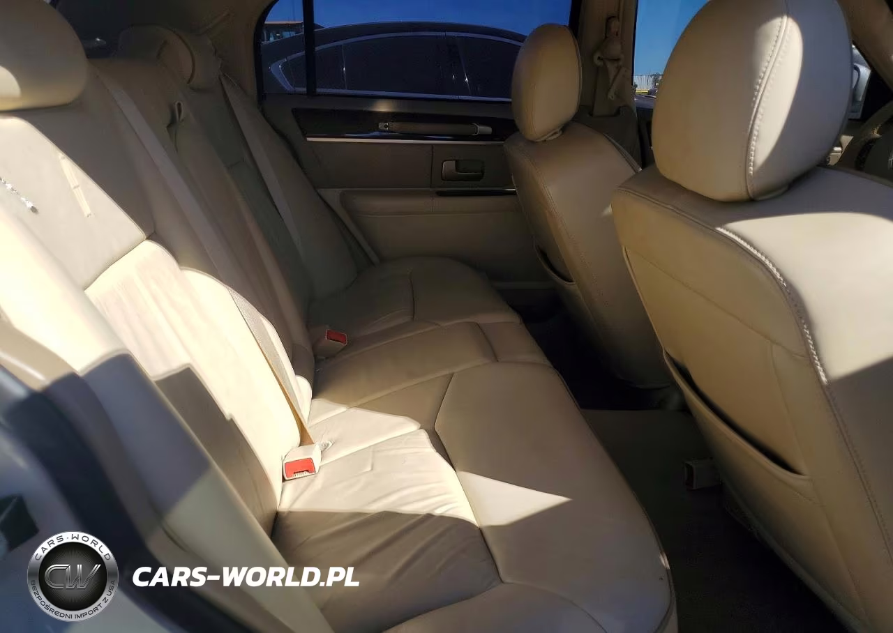 2006 Lincoln Town Car Designer VIN:1LNHM83VX6Y651252 - 10