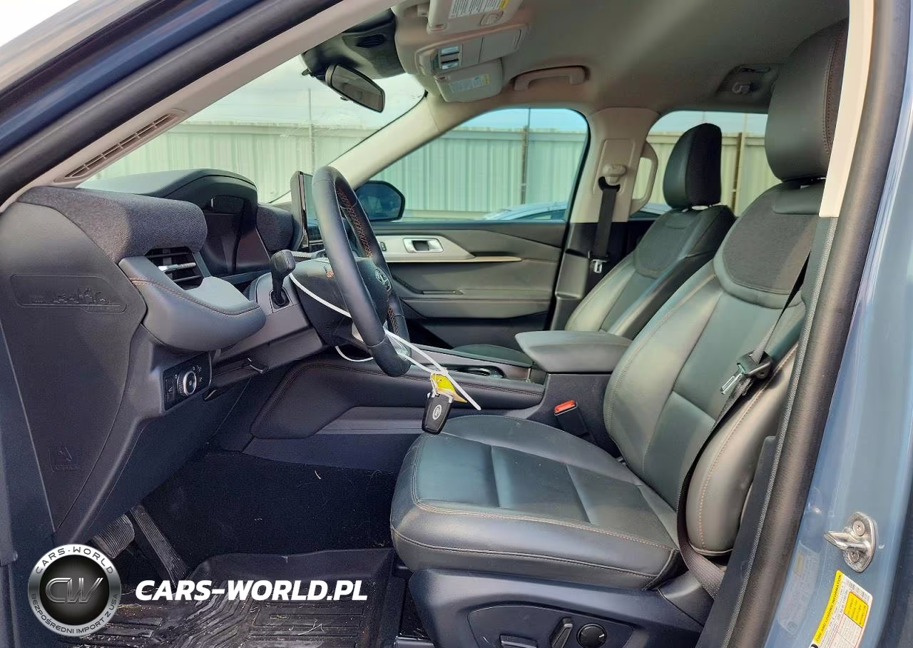 2025 Ford Explorer Active VIN:1FMUK7DH8SGA24024 - 7