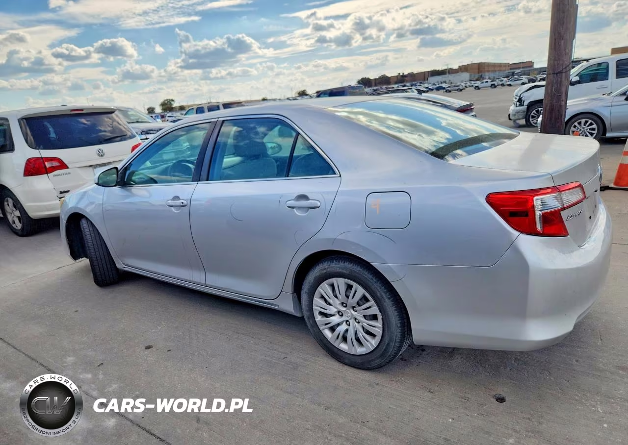 2013 Toyota Camry Le VIN:4T4BF1FK4DR274744 - 2