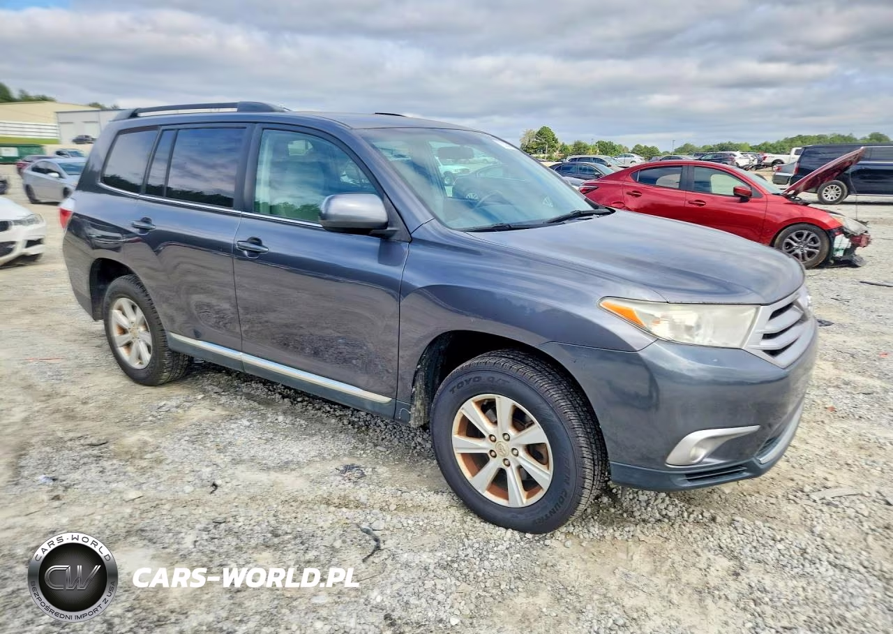 2013 Toyota Highlander Plus VIN:5TDZA3EH9DS046207 - 4