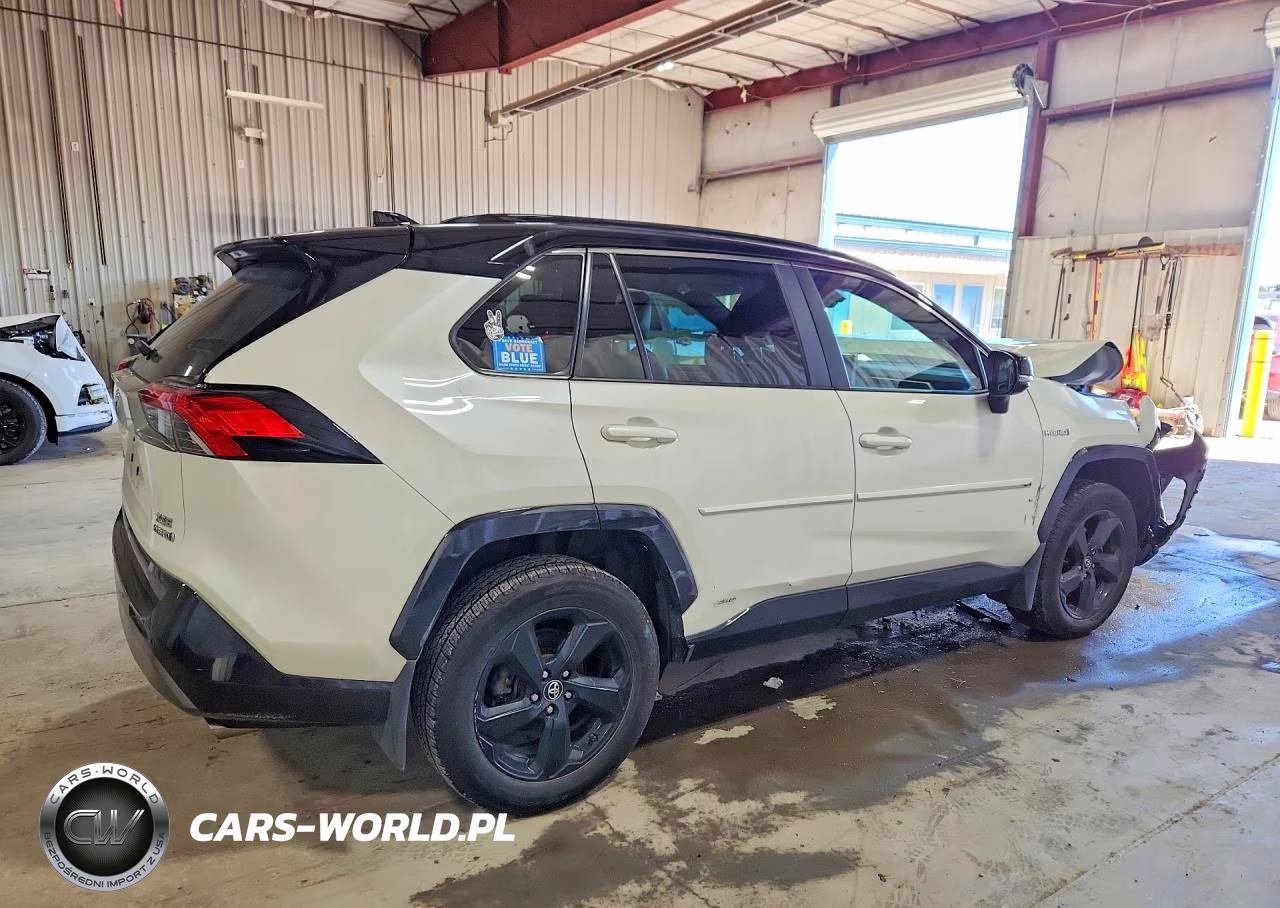 2021 Toyota Rav4 Xse VIN:2T3E6RFV3MW006226 - 3