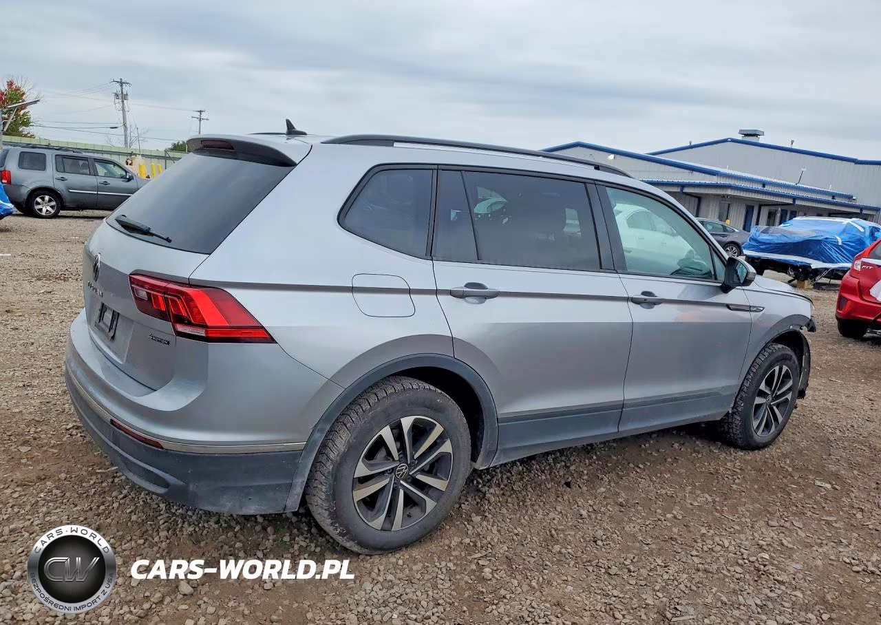 2023 Volkswagen Tiguan S VIN:3VVFB7AX5PM122838 - 3