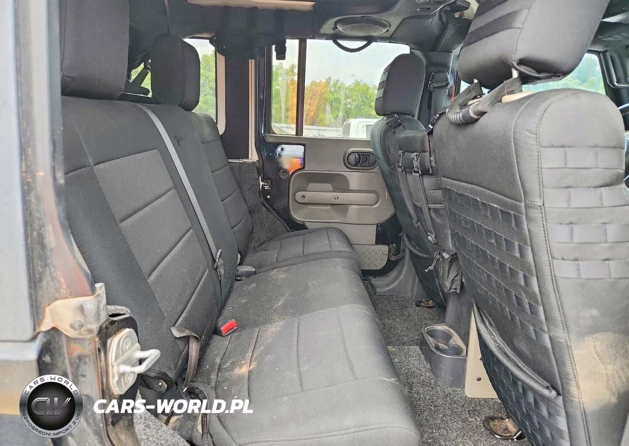 2009 Jeep Wrangler Unlimited VIN:1J4GA69129L778705 - 10