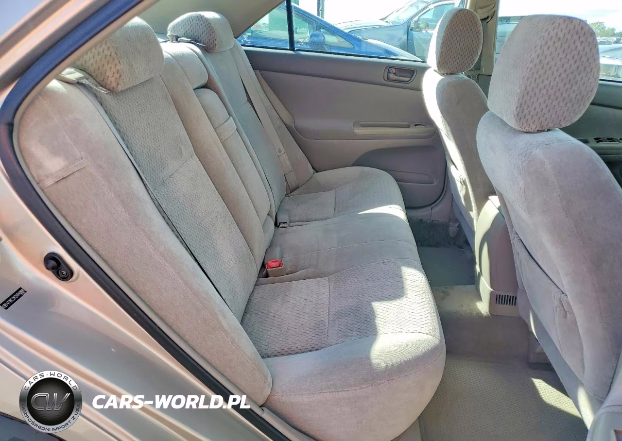 2004 Toyota Camry Le VIN:4T1BE32K24U849888 - 10