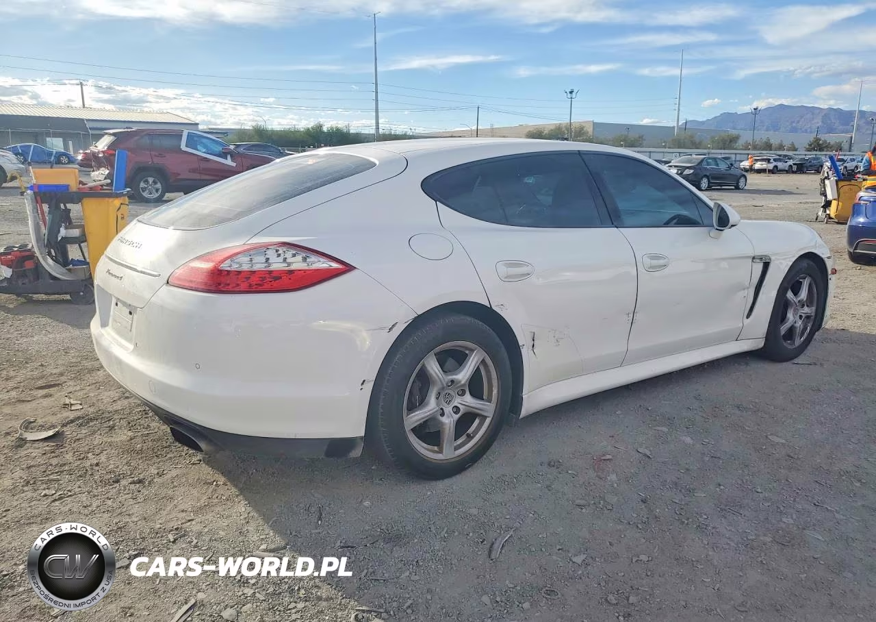 2011 Porsche Panamera 2 VIN:WP0AA2A7XBL013414 - 3