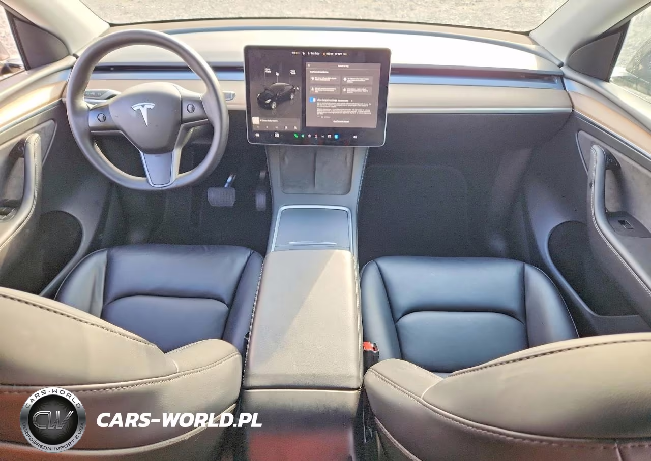 2024 Tesla Model Y VIN:7SAYGDED6RF056284 - 8