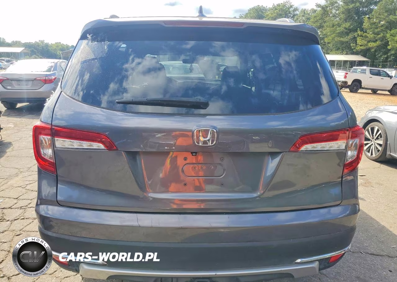 2019 Honda Pilot Touring VIN:5FNYF5H93KB038120 - 6