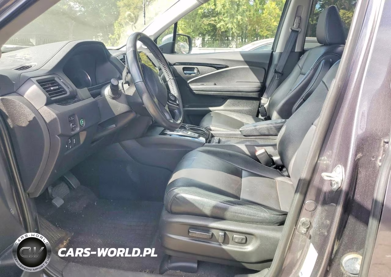 2019 Honda Pilot Touring VIN:5FNYF5H93KB038120 - 7