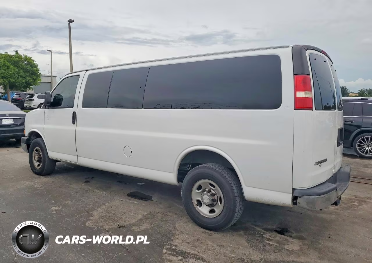 2019 Chevrolet Express G3500 Lt VIN:1GAZGPFG9K1242453 - 2