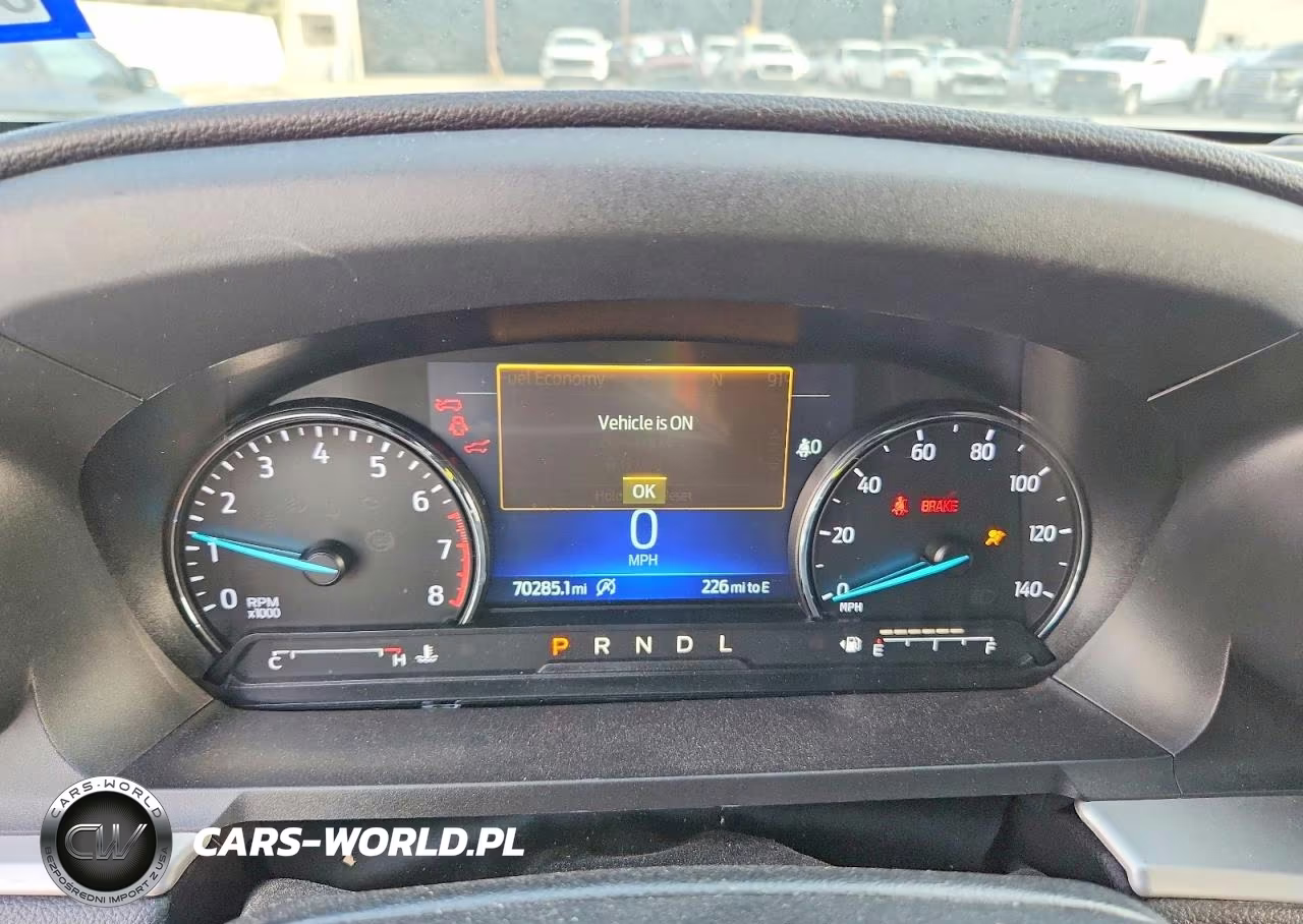 2021 Ford Explorer Xlt VIN:1FMSK7DH4MGC04644 - 9