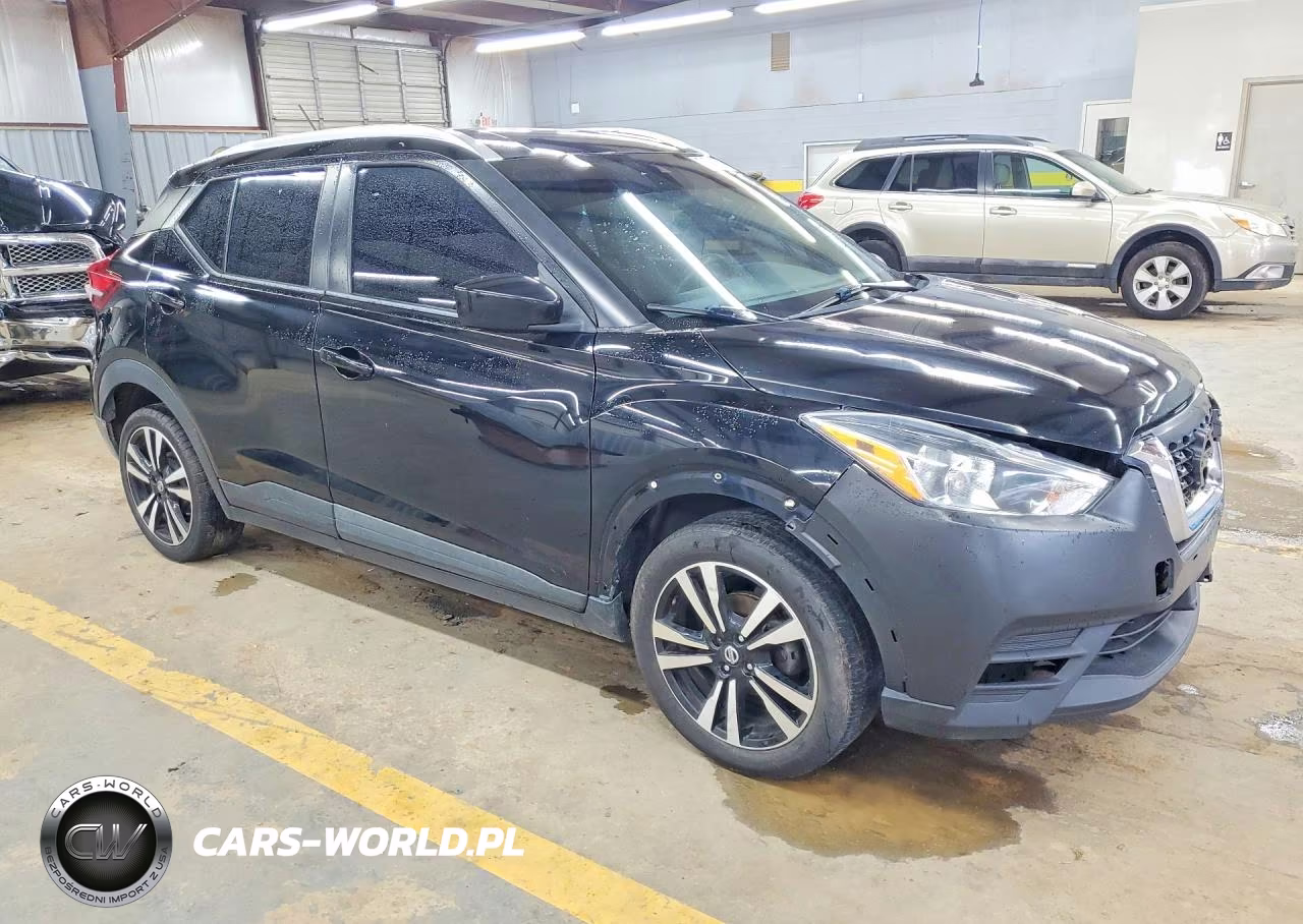 2020 Nissan Kicks Sv VIN:3N1CP5CV1LL539105 - 4