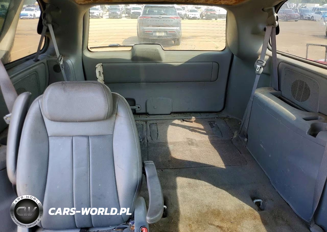 2007 Chrysler Town & Country Touring VIN:2A4GP54L17R135770 - 10