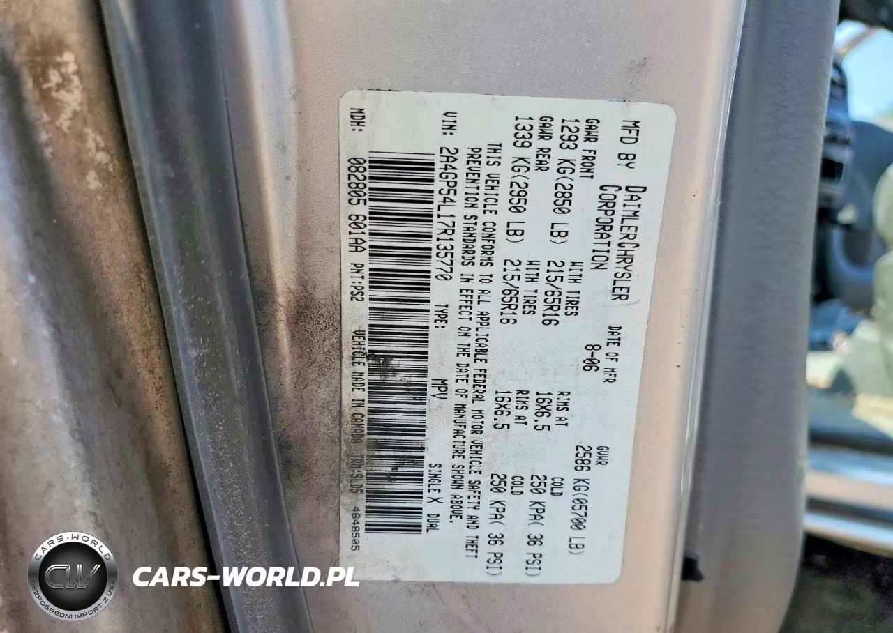 2007 Chrysler Town & Country Touring VIN:2A4GP54L17R135770 - 14