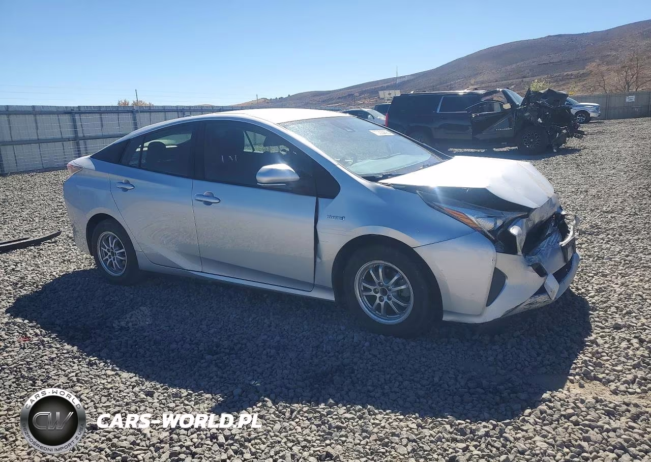2018 Toyota Prius One VIN:JTDKBRFU8J3598212 - 4