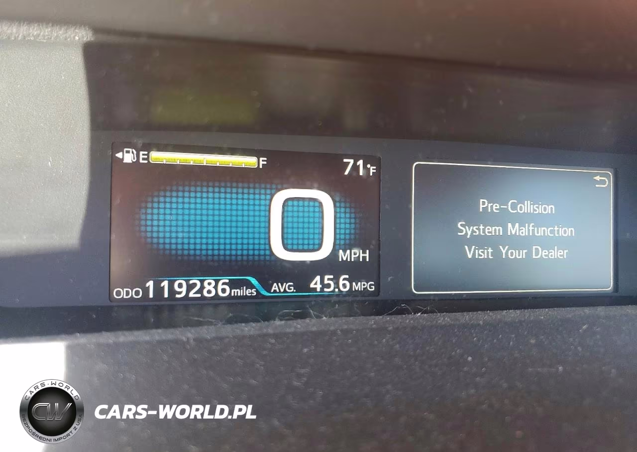 2018 Toyota Prius One VIN:JTDKBRFU8J3598212 - 9