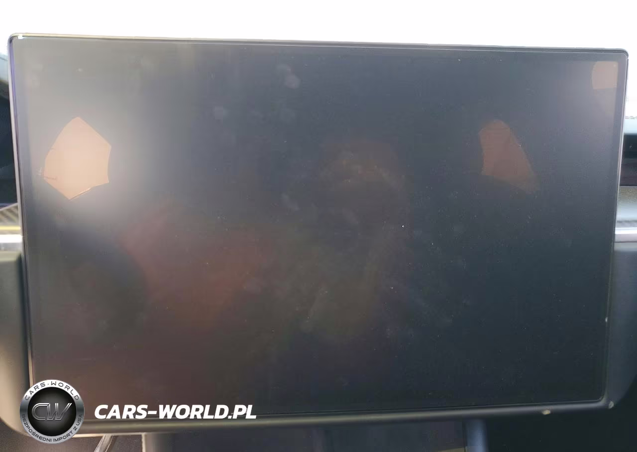 2022 Tesla Model X VIN:7SAXCBE6XNF332327 - 9