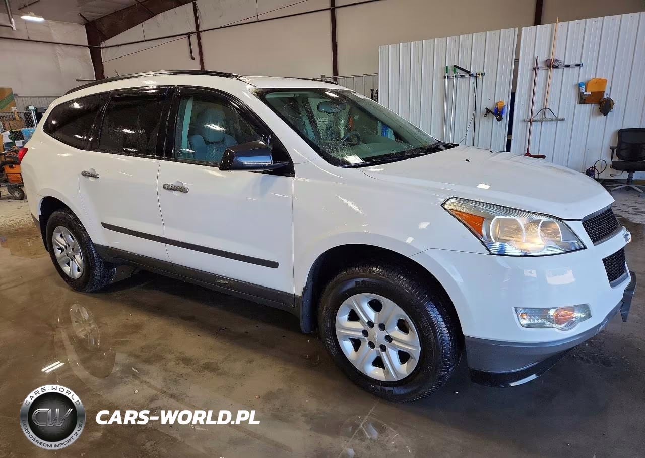 2012 Chevrolet Traverse Ls VIN:1GNKRFED0CJ392576 - 4