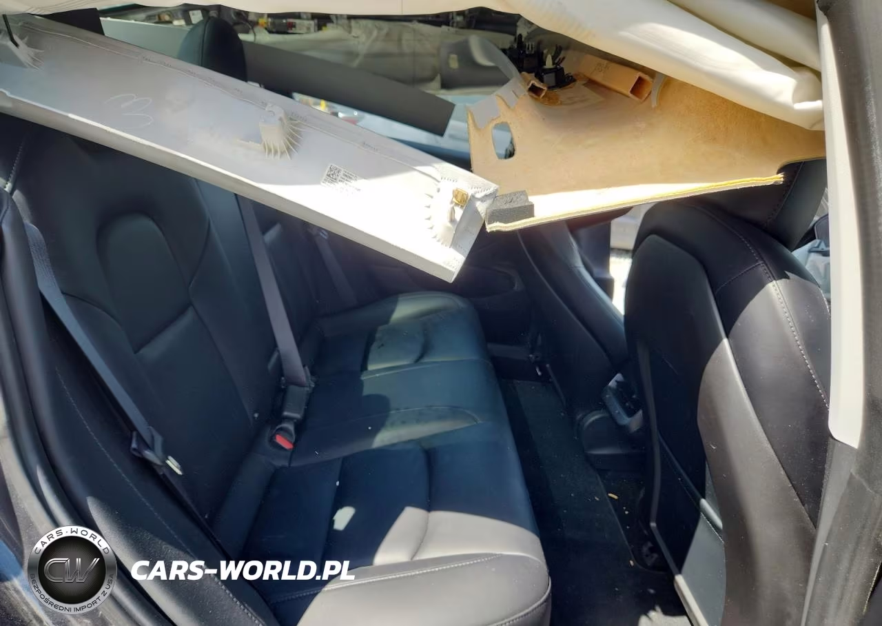 2018 Tesla Model 3 VIN:5YJ3E1EB2JF185315 - 10