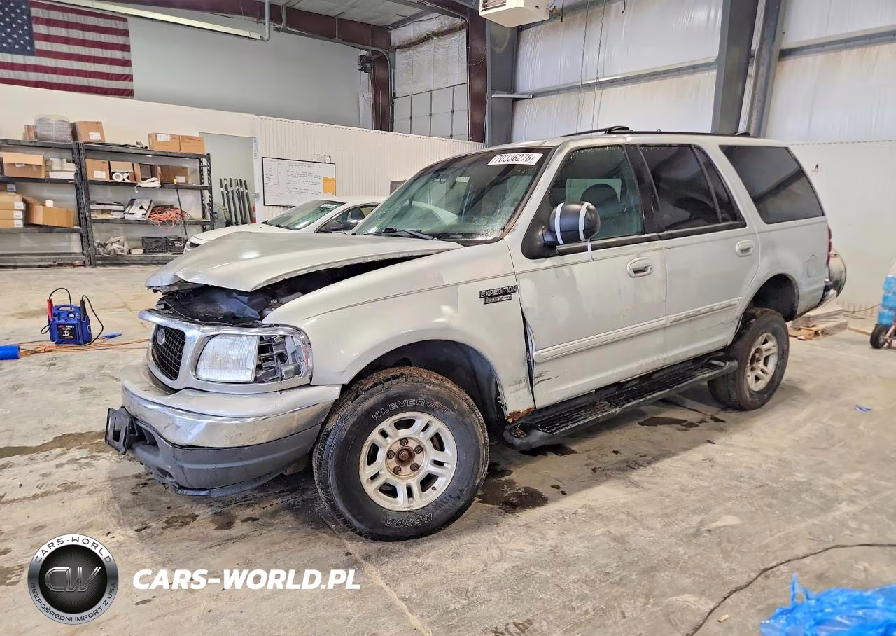 2000 Ford Expedition Xlt VIN:1FMPU16L4YLA93122 - 1
