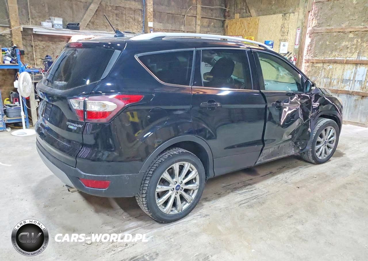 2018 Ford Escape Titanium VIN:1FMCU9J90JUA52754 - 3