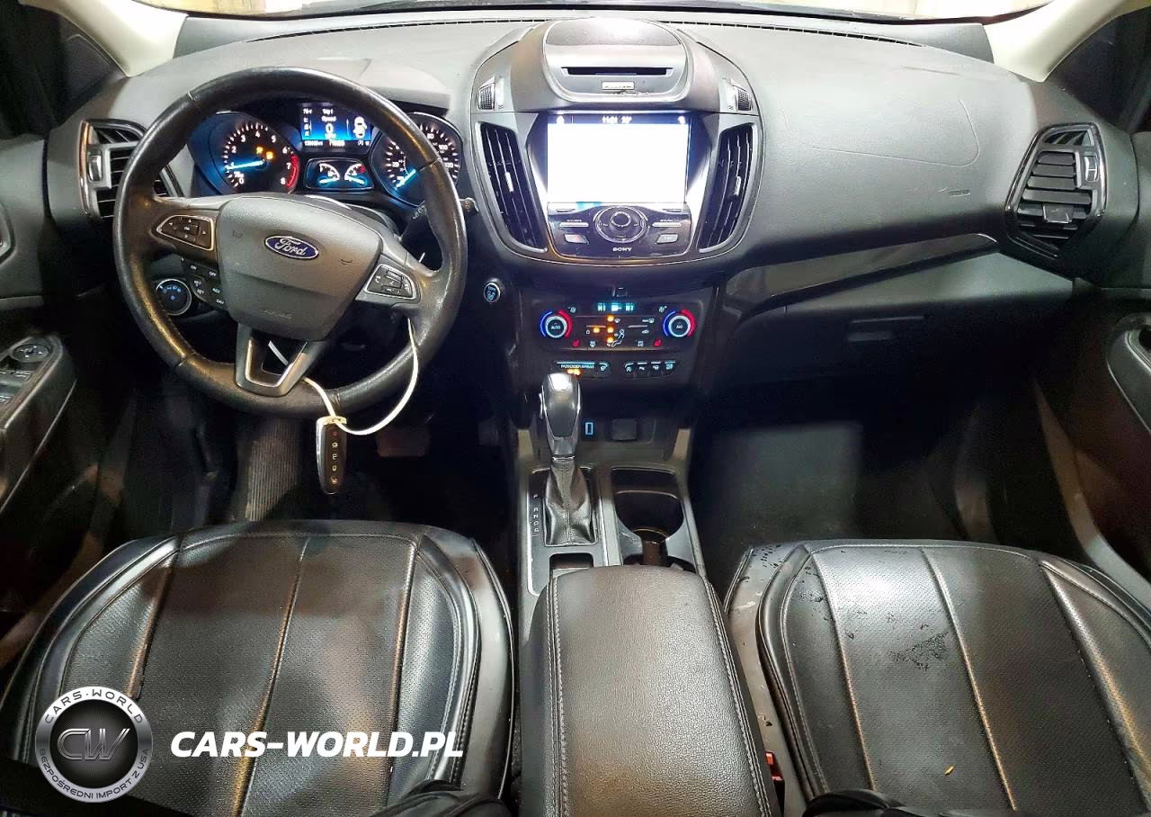 2018 Ford Escape Titanium VIN:1FMCU9J90JUA52754 - 8