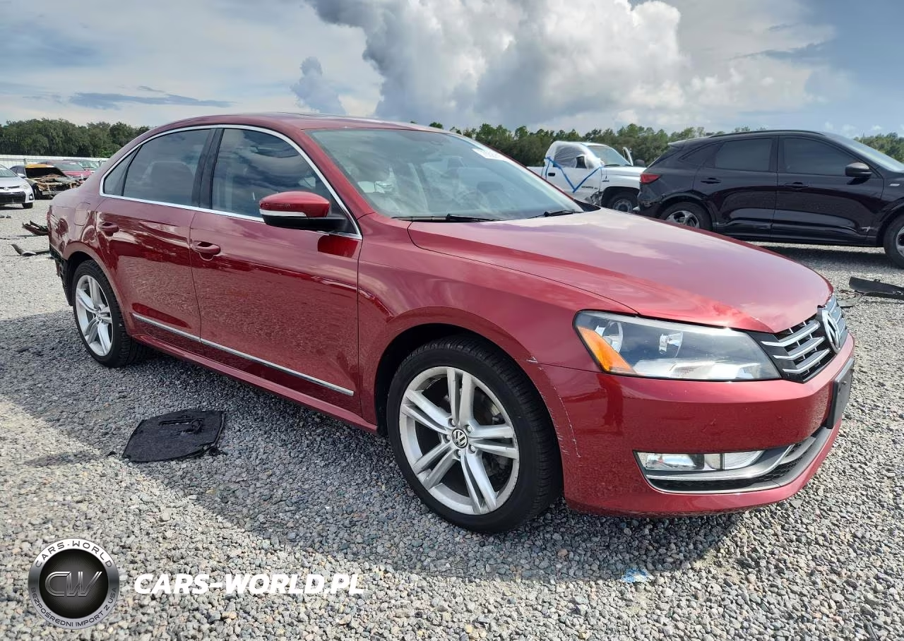 2015 Volkswagen Passat Sel VIN:1VWCV7A35FC047903 - 4