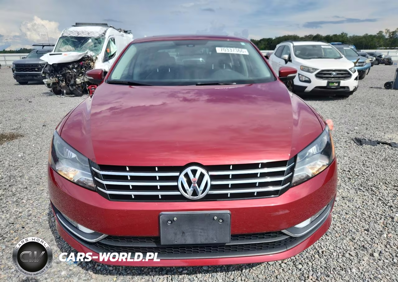 2015 Volkswagen Passat Sel VIN:1VWCV7A35FC047903 - 5
