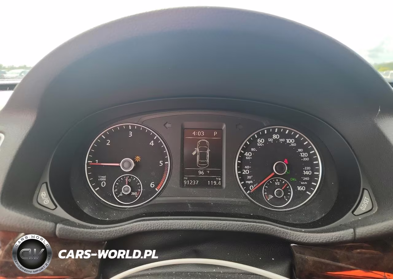 2015 Volkswagen Passat Sel VIN:1VWCV7A35FC047903 - 9