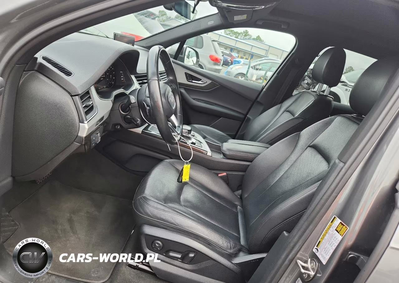2018 Audi Q7 Technik S-Line VIN:WA1WAAF72JD015444 - 7