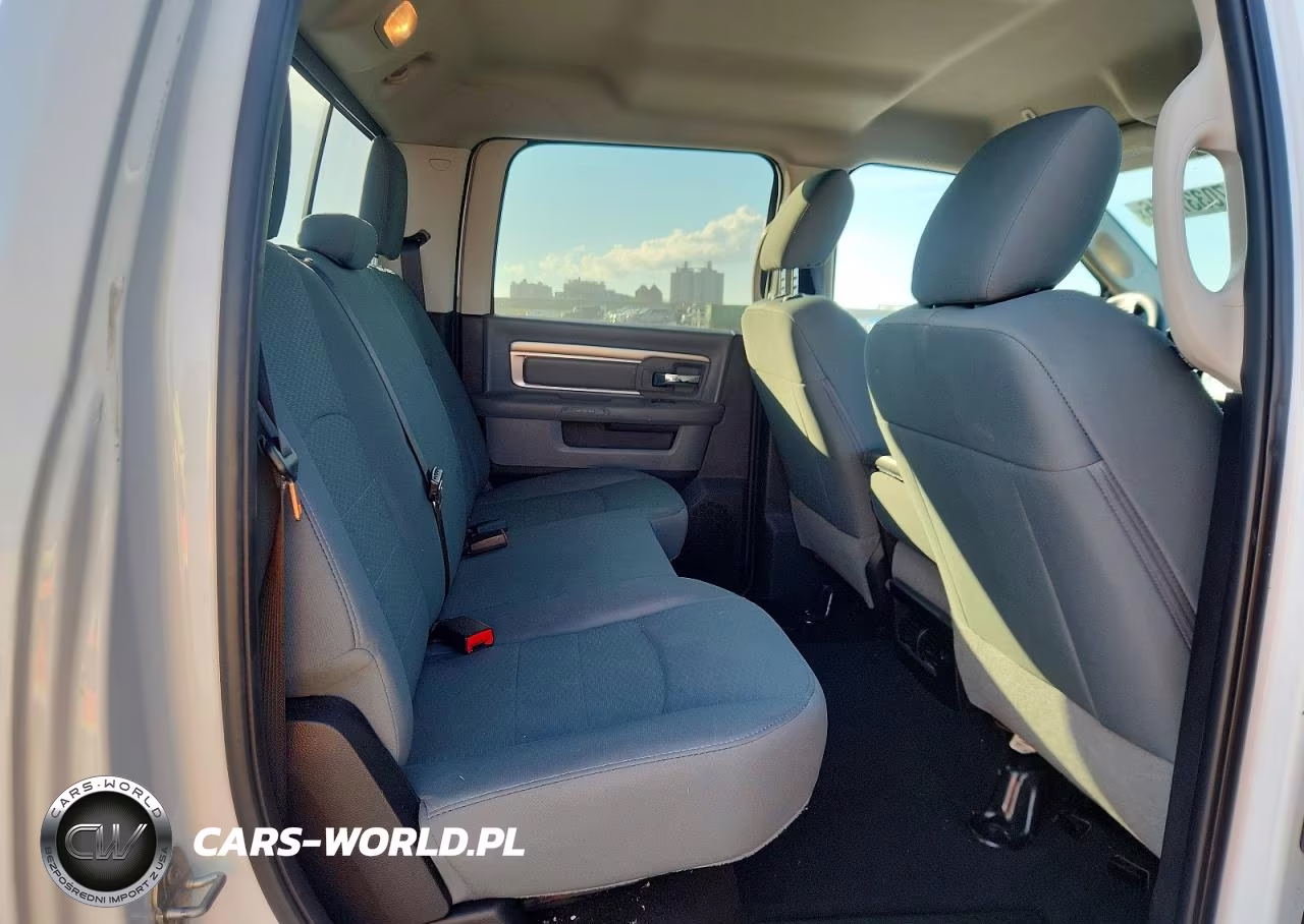 2018 Ram 2500 Slt VIN:3C6UR5DL3JG218348 - 10