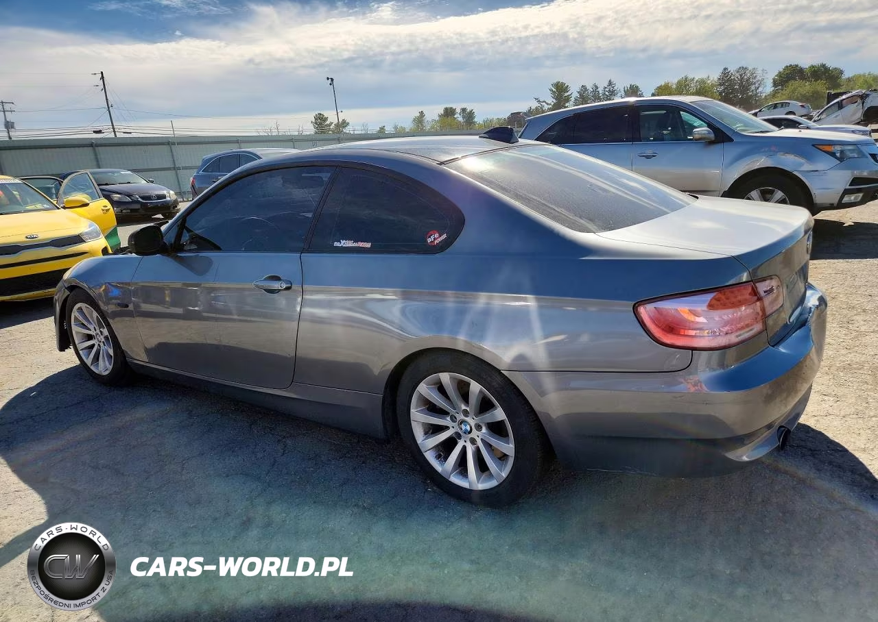 2010 BMW 335 Xi VIN:WBAWC7C50AE271109 - 2