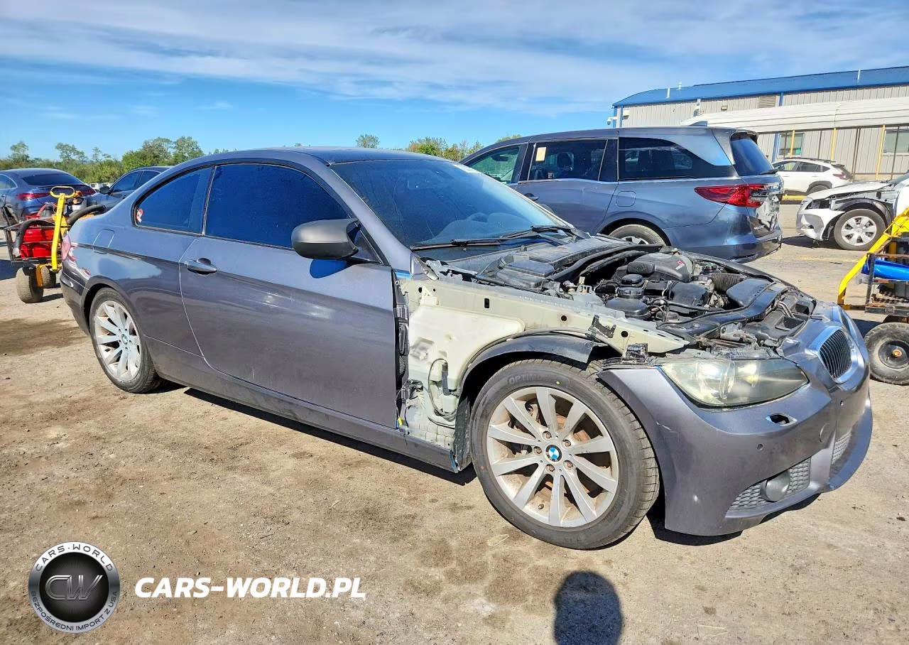 2010 BMW 335 Xi VIN:WBAWC7C50AE271109 - 4