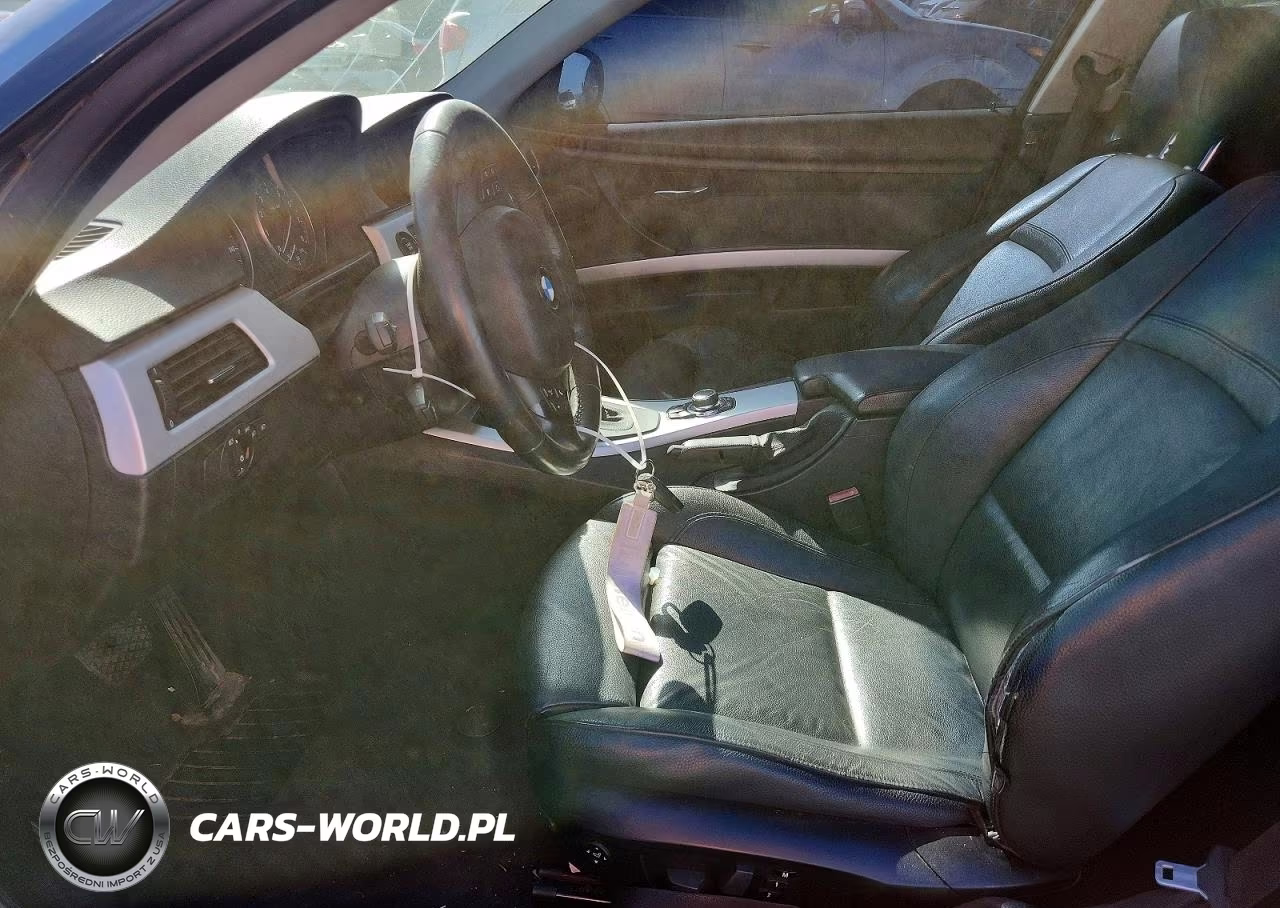 2010 BMW 335 Xi VIN:WBAWC7C50AE271109 - 7