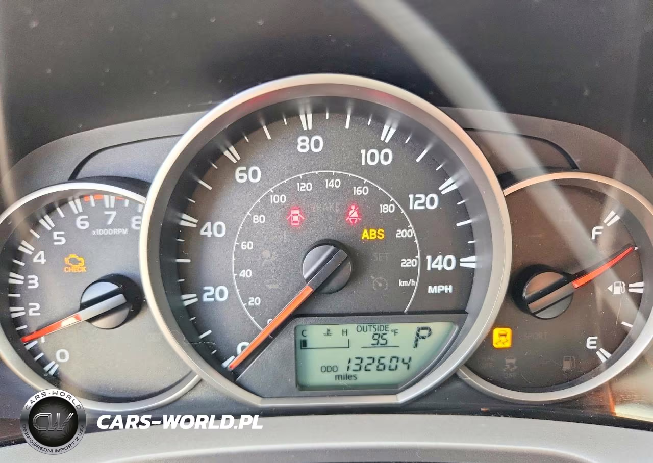 2016 Toyota Rav4 Le VIN:JTMZFREV1GJ065863 - 9