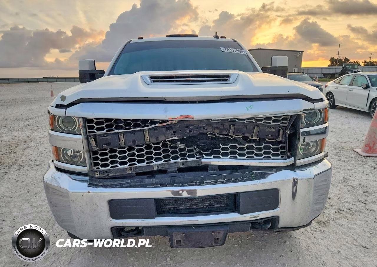 2019 Chevrolet Silverado K3500 VIN:1GC4KVCY0KF272767 - 5